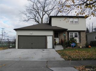 3 Benz Dr, Depew, NY 14043