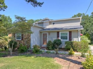 38 W Golden Strip Dr, Mauldin, SC 29662