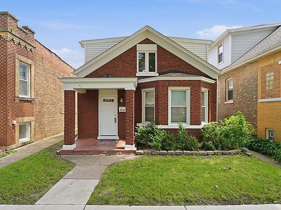 2nd image of 2715 Harvey Ave