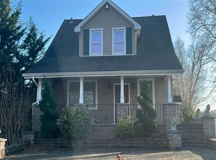 297 Cypress Ln, Hamilton, NJ