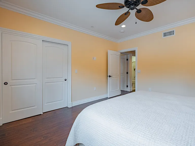 4441 Alumni Ave — Photo 17