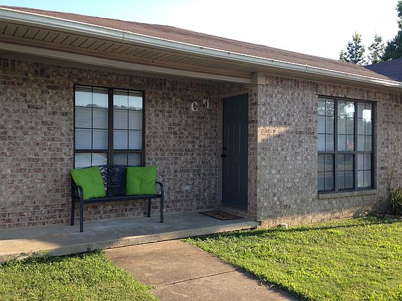2nd image of 25 Dallas Ln