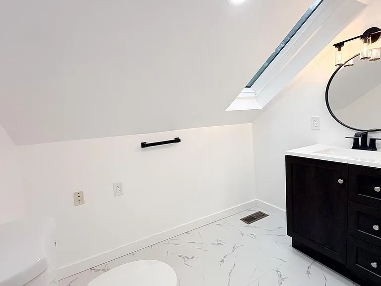 26B Jefferson Dr — Photo 7