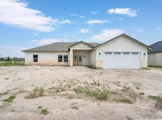 204 Persimon Dr, Del Rio, TX 78840