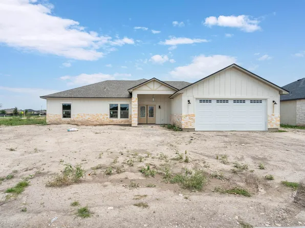 204 Persimon Dr, Del Rio, TX 78840