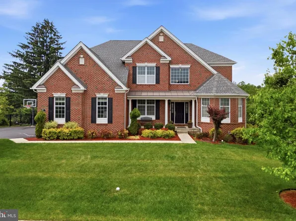 472 Caldwell Ln, Horsham, PA 19044