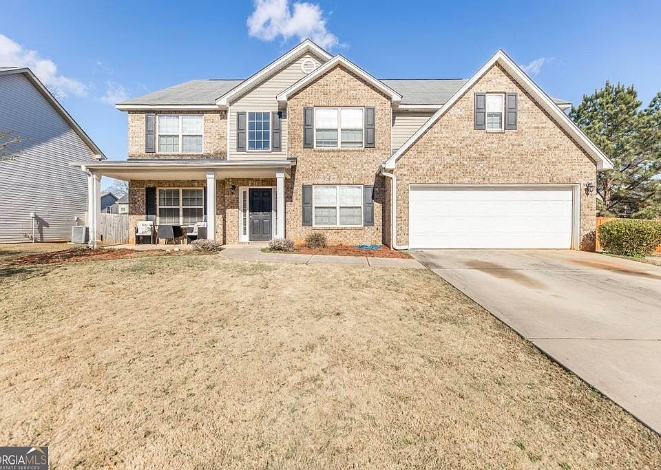 1st image of 302 Haywood Dr
