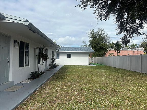 2nd image of 6109 SW 30th St APT 4