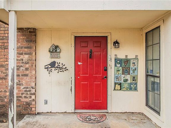 2nd image of 430 Liberty Pl