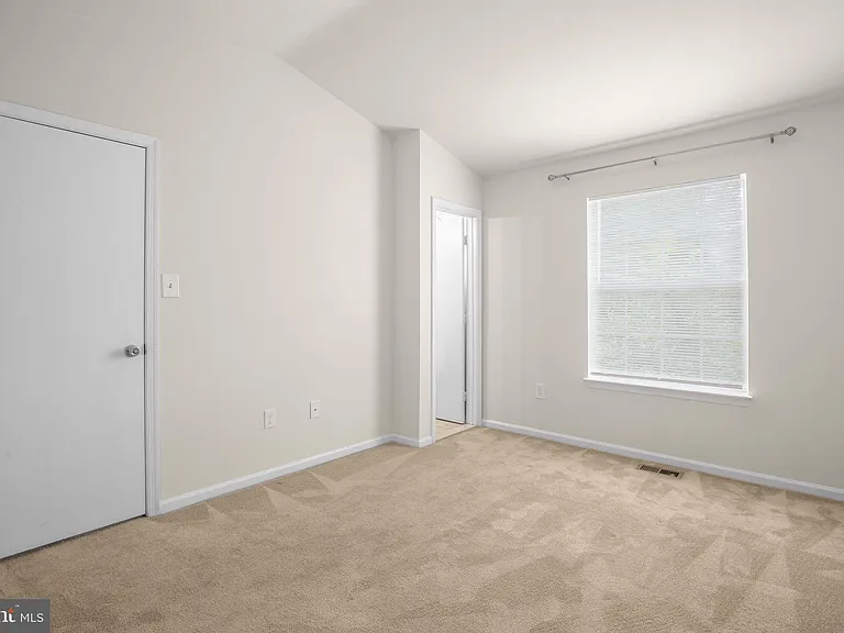 502 Wind Ridge Dr — Photo 22