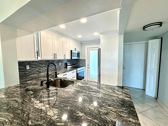 2nd image of 801 N OCEAN Boulevard #202