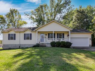 2630 Glenn Cir, Zanesville, OH 43701