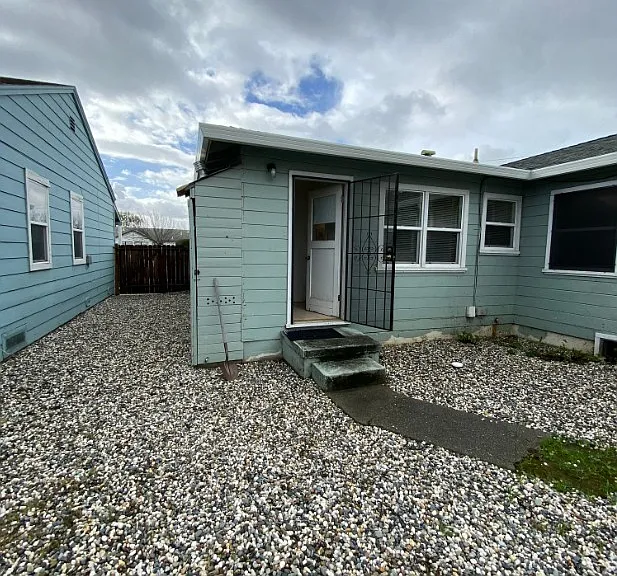 1140 Broadway St — Photo 21