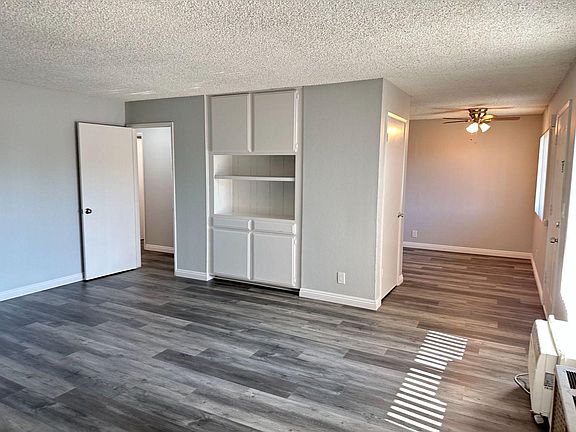 4th image of 3460 Cedar Ave #3460E