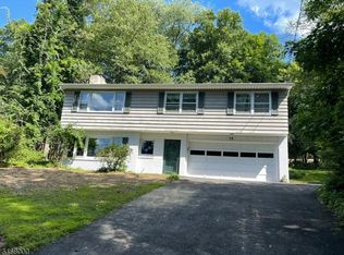79 Woodlawn Rd, Sparta, NJ 07871