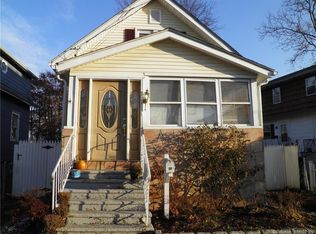 46 Center St, Stamford, CT 06906