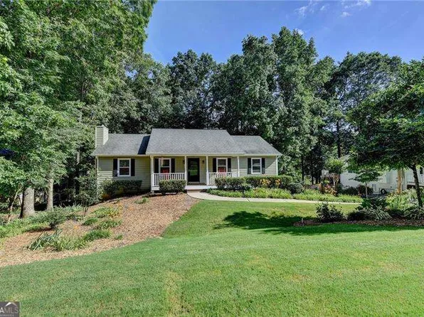1990 Holly Cove Rd, Cumming, GA 30040