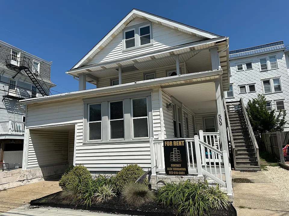 509 E 7th St #2