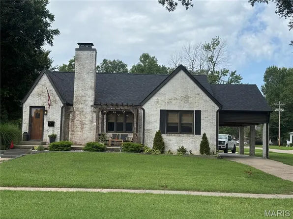 809 Sikes Ave, Sikeston, MO 63801
