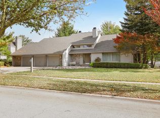 1904 Bentbrook Dr, Champaign, IL