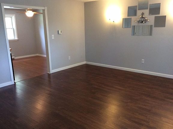 4th image of 207 Samoset St APT Bt3