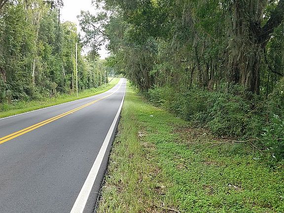 4th image of 1800 W Highway 329