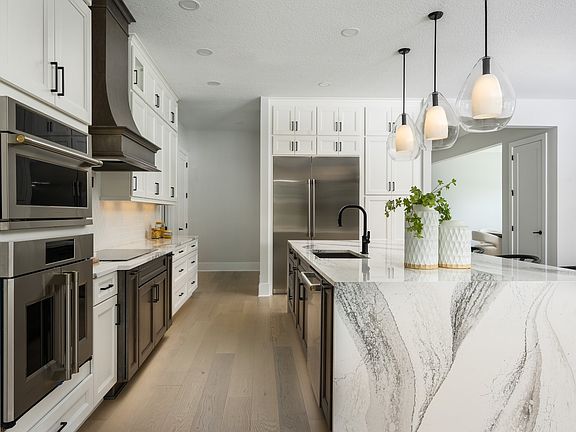 4712 W Clear Ave Granada A Gourmet Kitchen