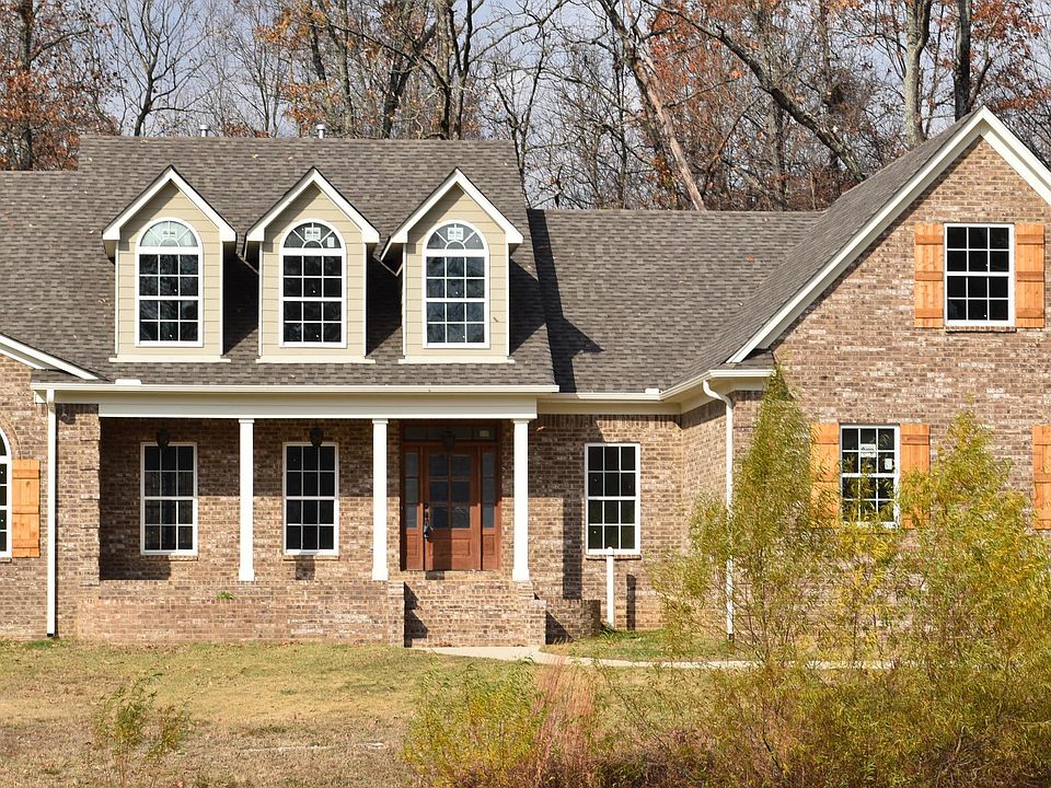 1st image of 3426 E Woodland