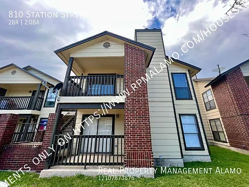 810 Station St #1 Photo 1
