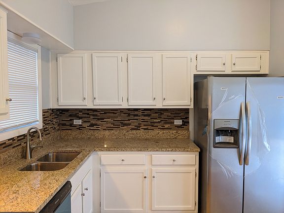 5th image of 19212 Pine Dr #2