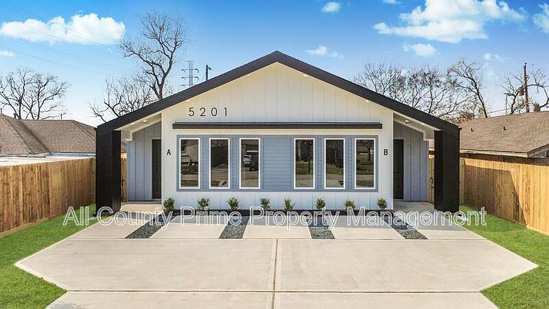 1st image of 5201 Fairchild St