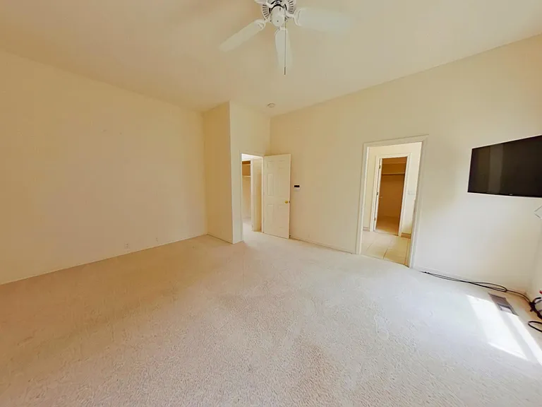 4016 Pasaje Pl NW — Photo 25