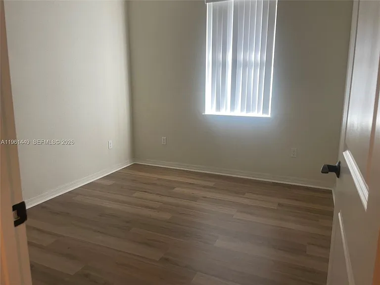 5060 Eucalyptus Dr #2 — Photo 37
