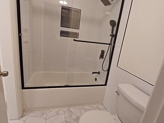 4th image of 6540 College Grove Dr #31-1