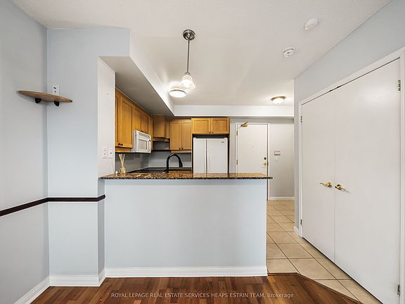 4th image of 1801 Bayview Ave #103