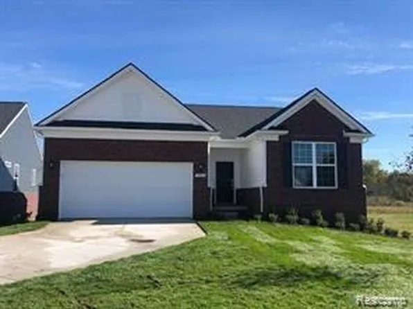 30124 Turtle Creek Cir, Lyon Township, MI 48165