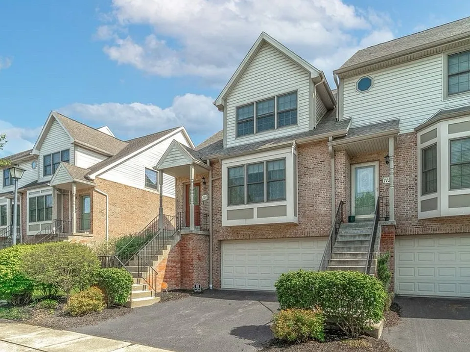 110 Woodcrest Dr