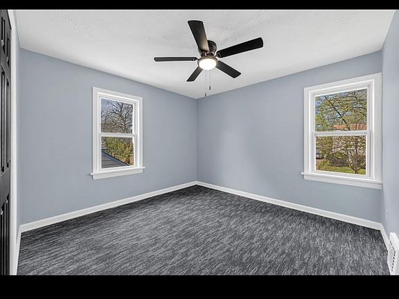 2nd image of 15704 Cloverside Ave