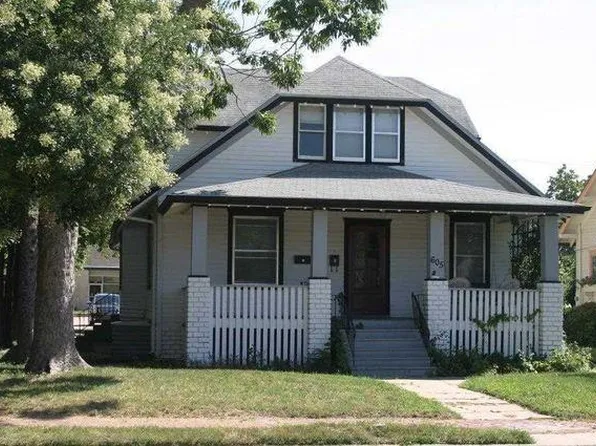 605 Leavenworth St, Manhattan, KS 66502