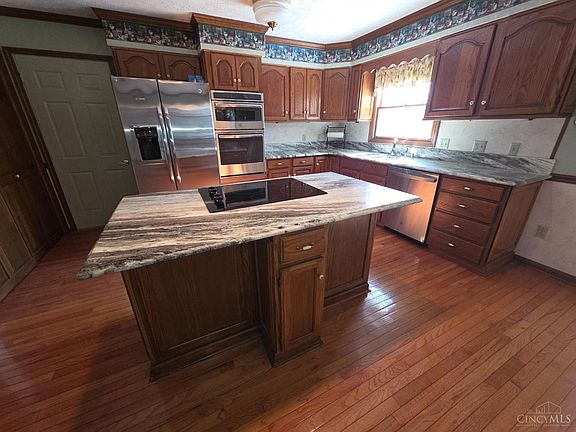 2nd image of 11961 Stonequarry Ct