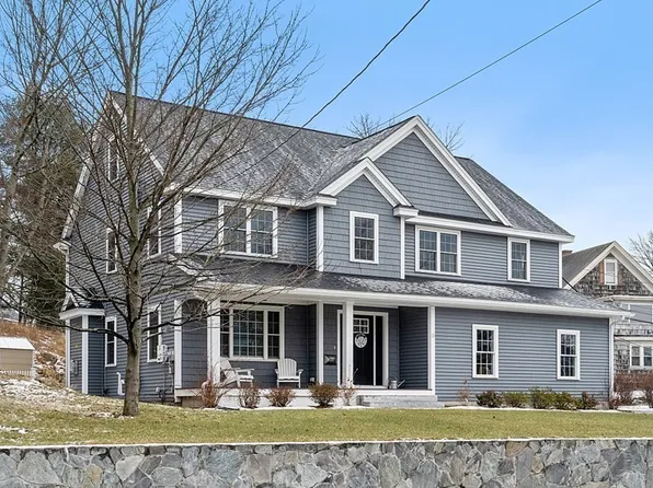 15 Bow St, Woburn, MA 01801