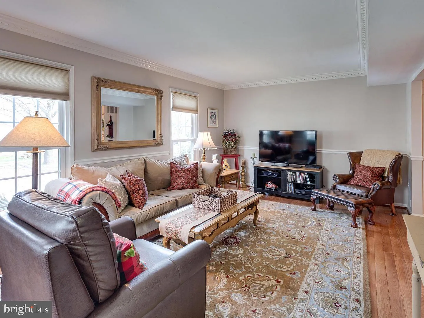 3 bed, 4.0 bath, 2040 sqft, $3,175 — Photo 3