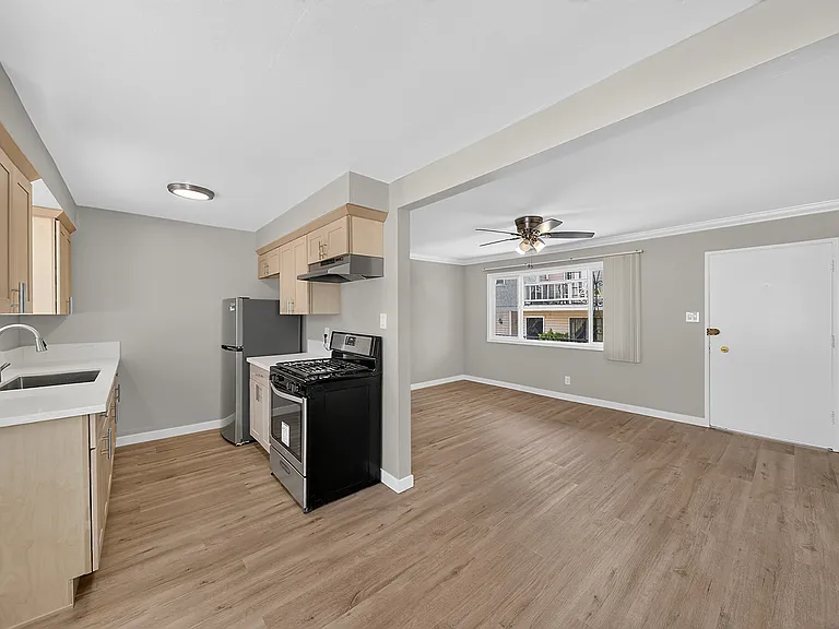 316 N Moore Ave #G — Photo 1