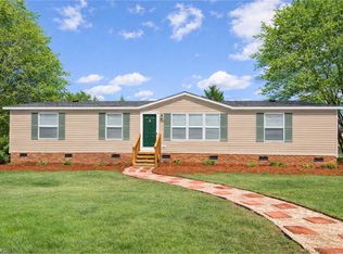 5600 Bunch Rd, Oak Ridge, NC 27310