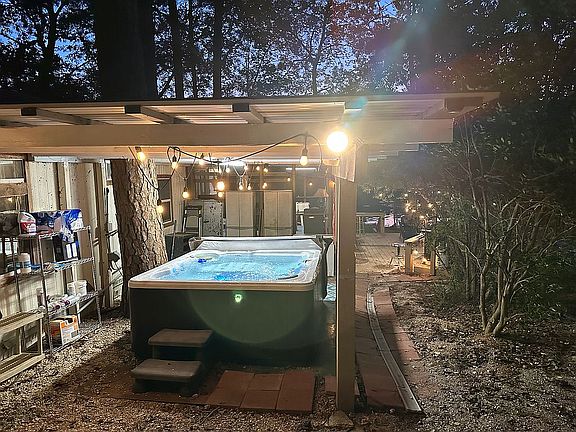 Hot tub purchased 2020