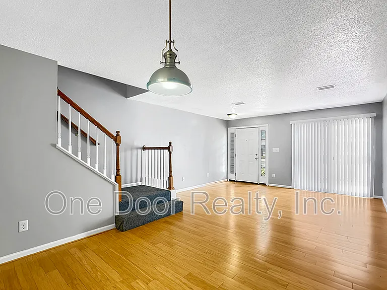 805 Settlement Dr — Photo 4