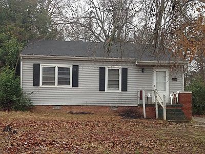 1st image of 1217 Waverly St
