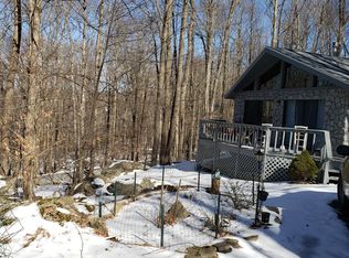 5 Beech Ln, Lake Ariel, PA 18436