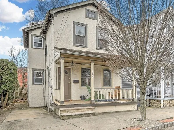304 Essex St, Millburn, NJ 07041