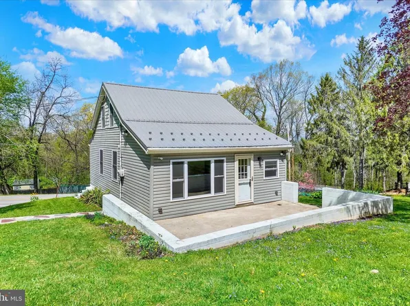 3304 Indian Rock Dam Rd, York, PA 17408